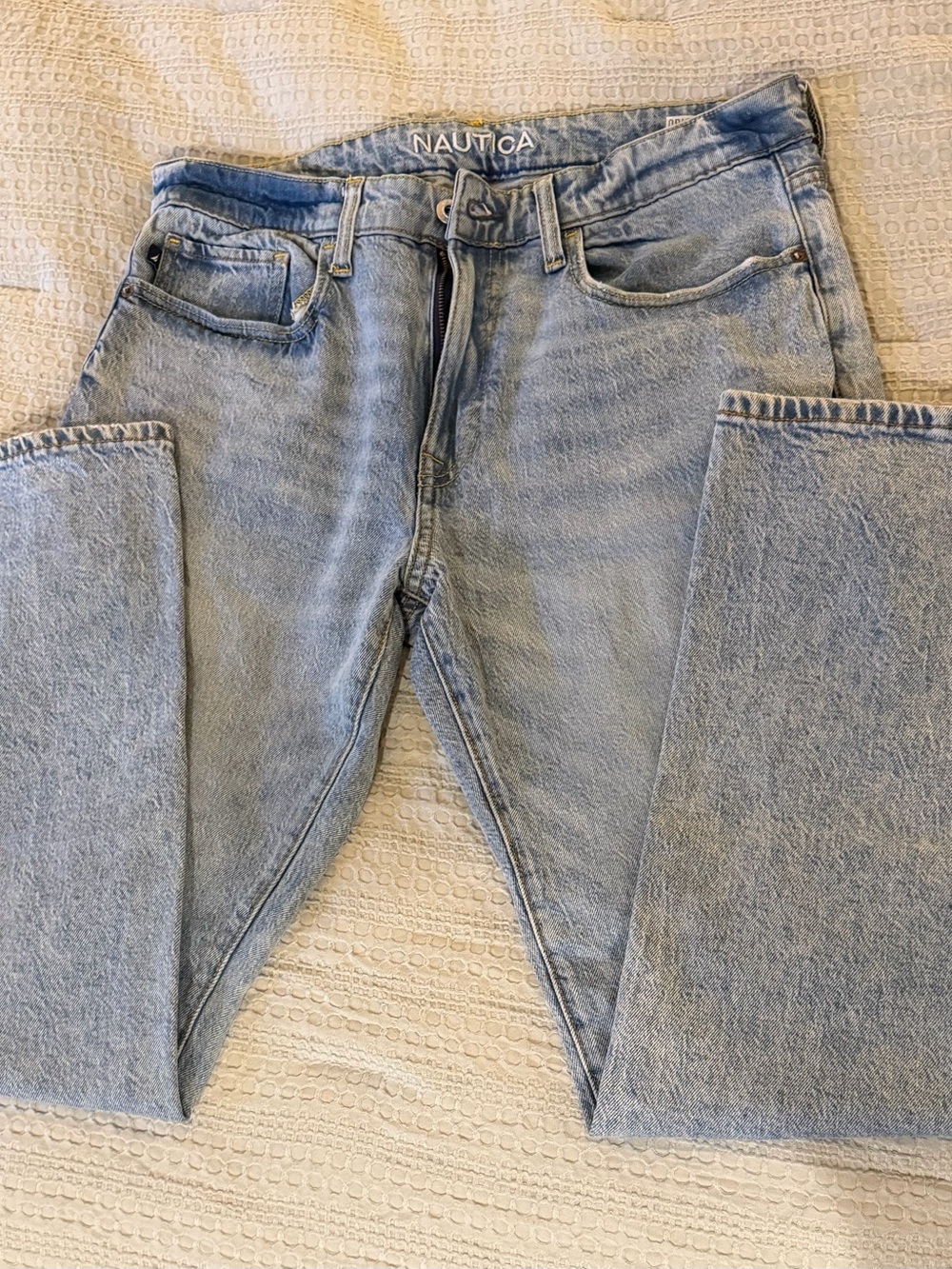 Nautica Relax fit distressed Jeans 32 x 32